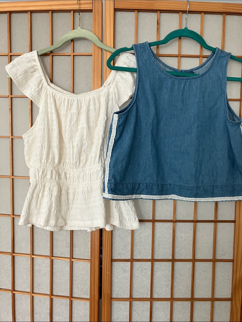 2 Piece Bundle Old Navy XXL 18 White Peplum Top & Blue Denim Tank Set NEW NO TAG